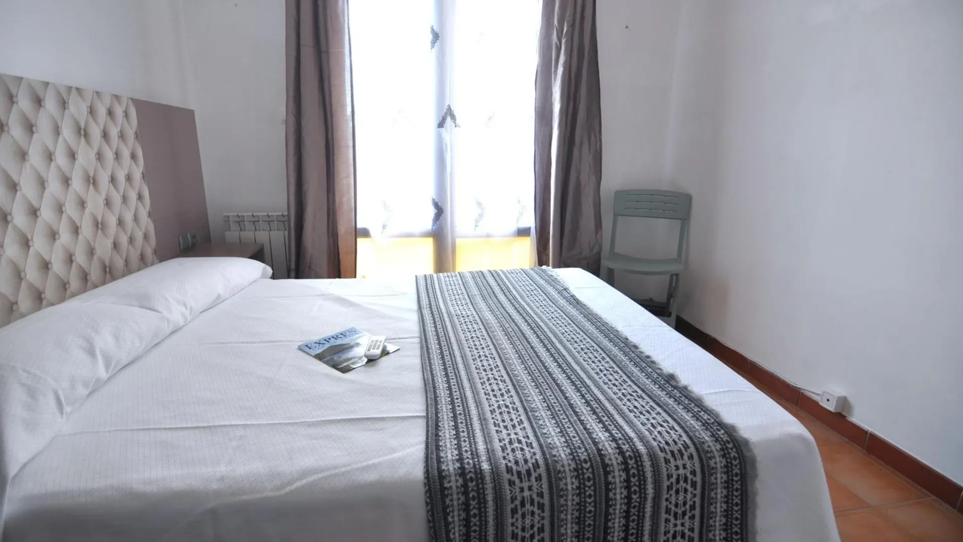 Rnet - Santa Maria Villa Roses Nyaraló